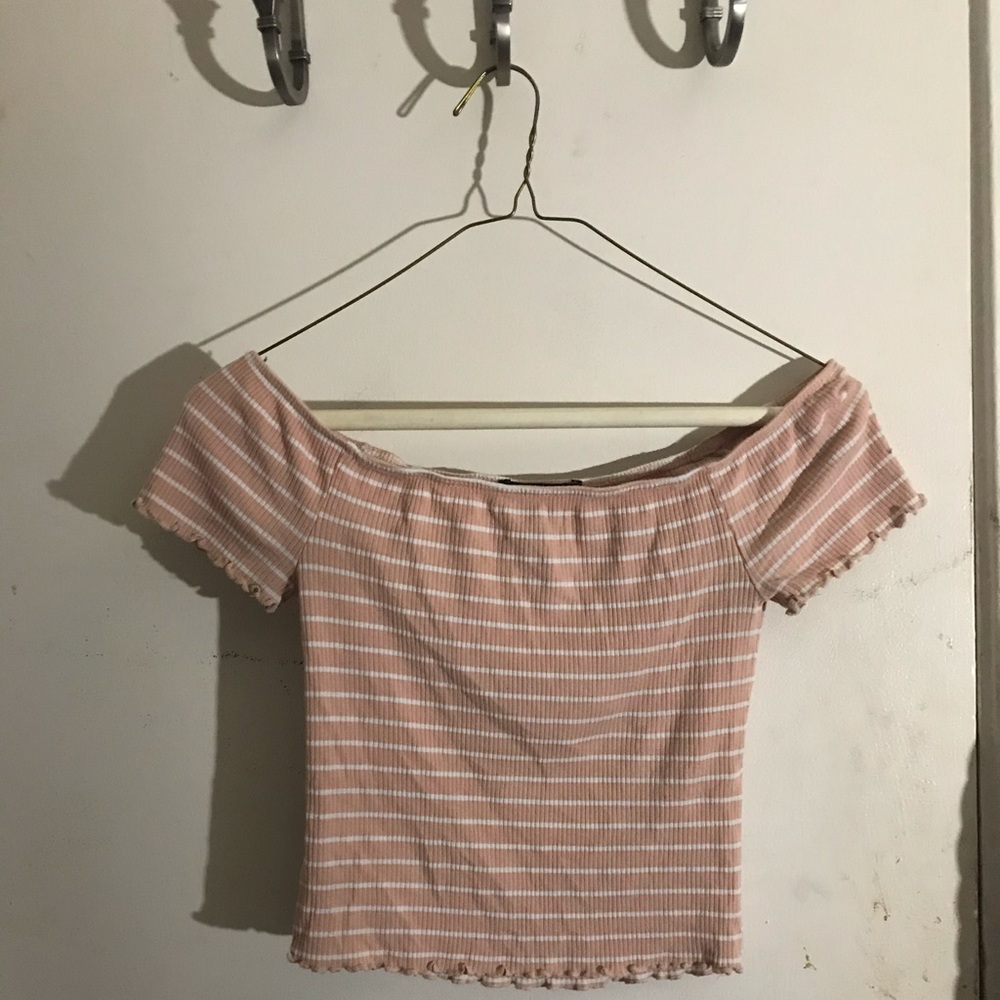 Pink and white short sleeve top